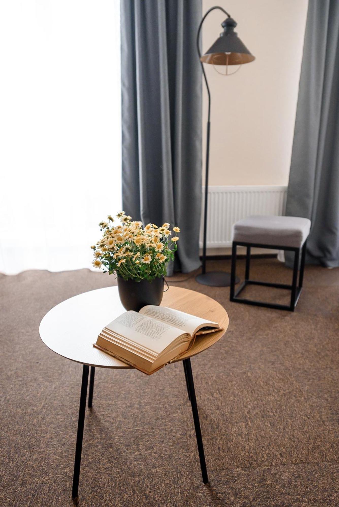 Nota Bene Loft Hotel Lviv Luaran gambar