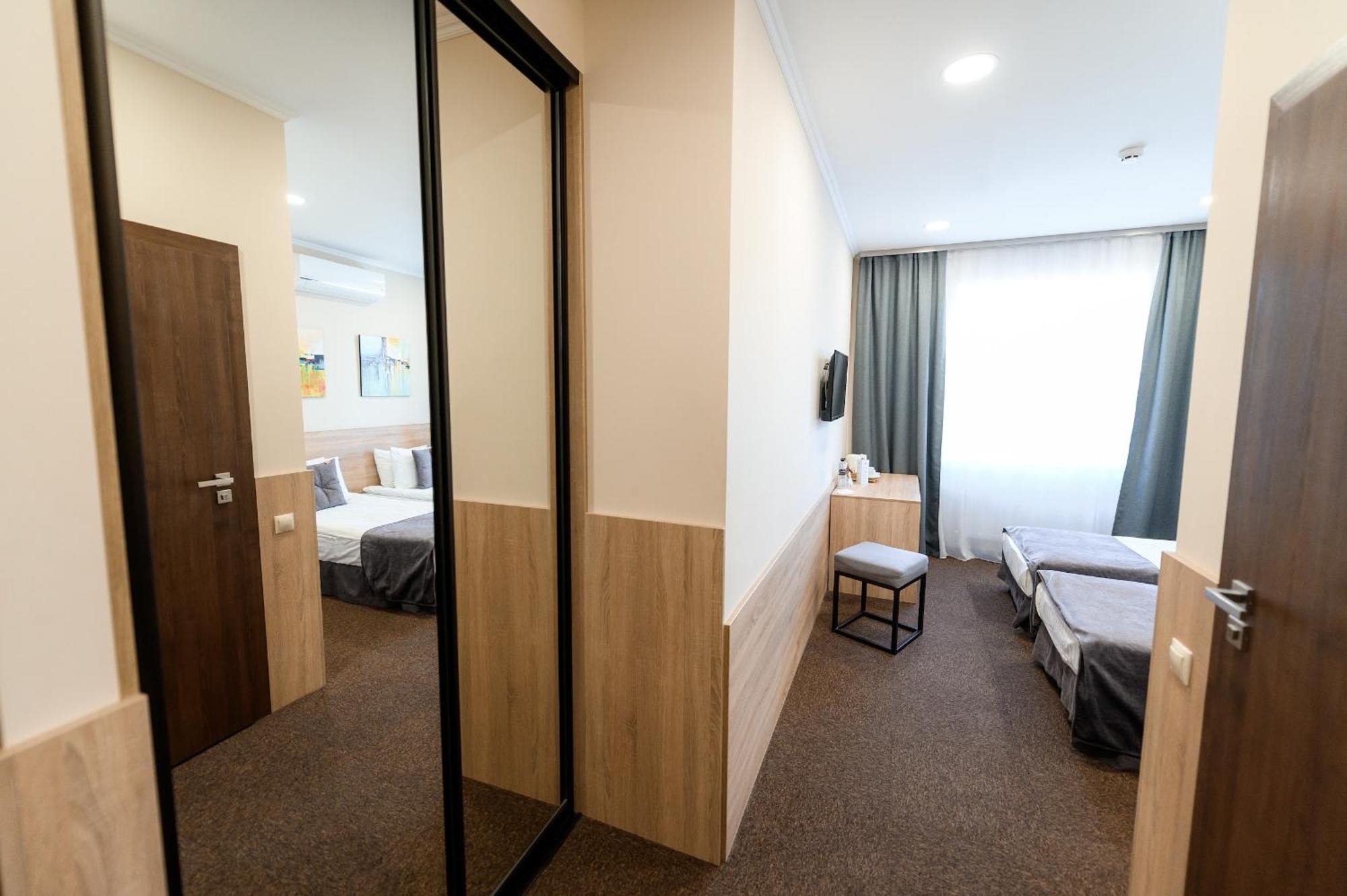 Nota Bene Loft Hotel Lviv Luaran gambar