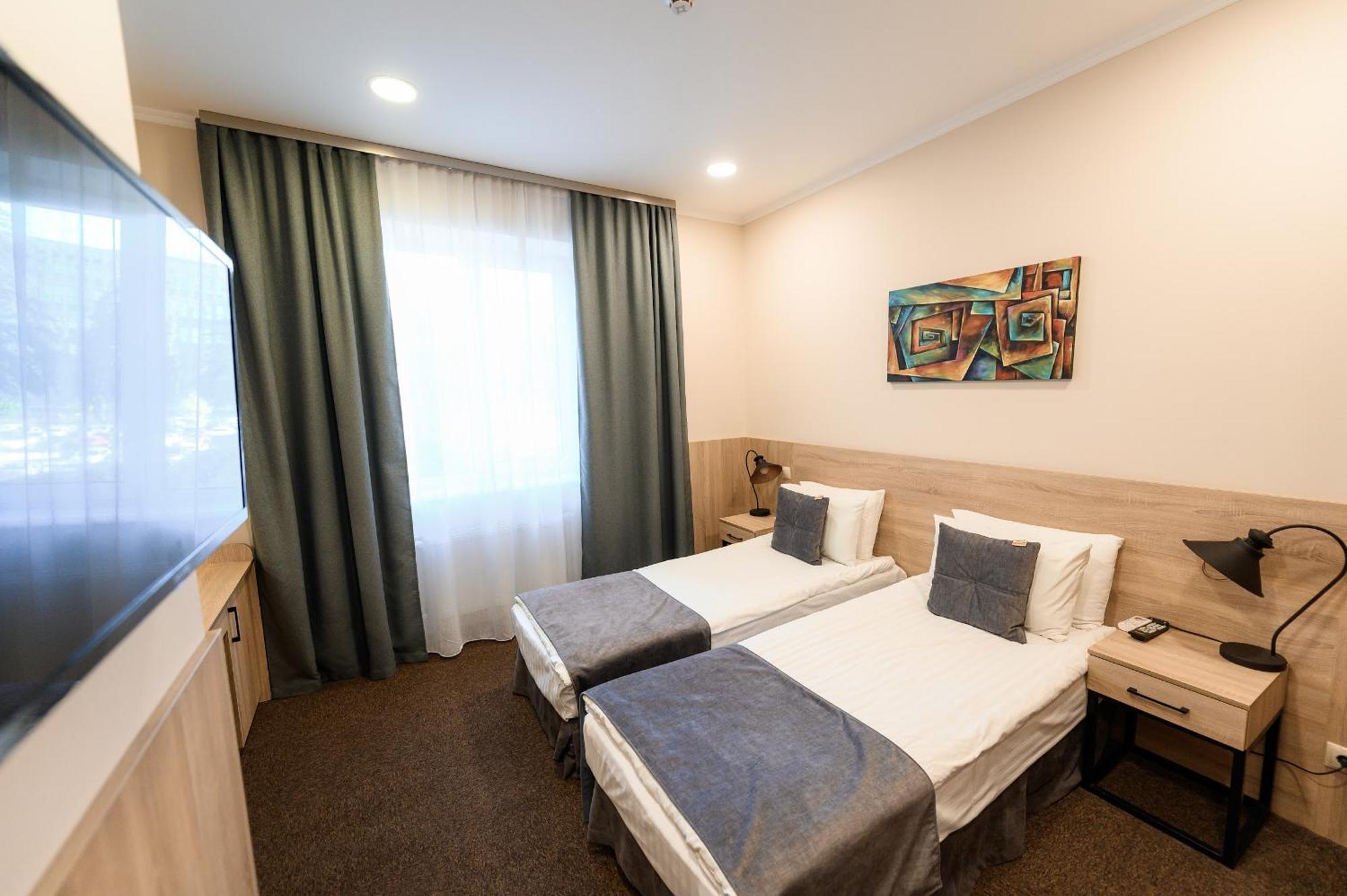 Nota Bene Loft Hotel Lviv Luaran gambar